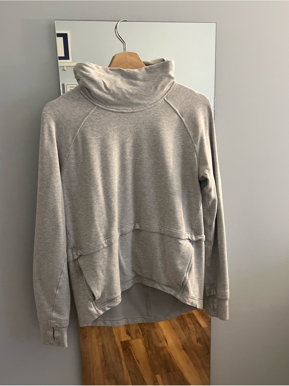 Lululemon cotton blend gray mock neck sweatshirt (size 4)